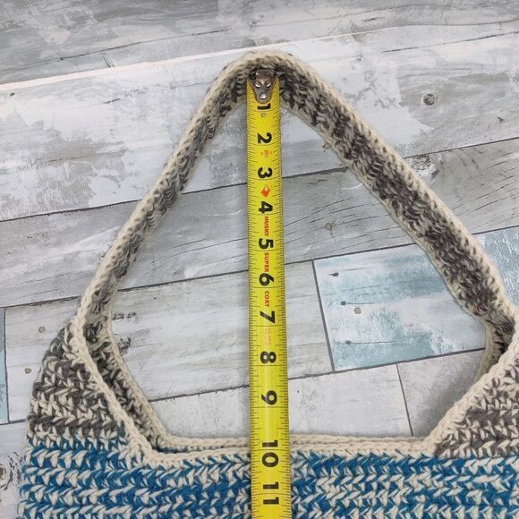 Hand knit / Crochet Handbag Tote in Rainbow Colors - Picture 6 of 9